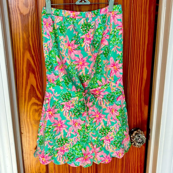 Lilly Pulitzer romper - Picture 1 of 6